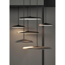 Skandynawska Lampa wisząca okrągła minimalistyczna Artist 25 LED Czarna Dftp do sypialni i przedpokoju.