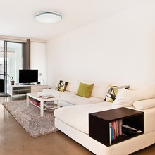 Plafon okrągły nowoczesny BELLIS 33 LED srebrny ZumaLine do przedpokoju, sypialni i kuchni.