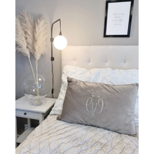 Minimalistyczny Kinkiet szklany wiszący Buddy Czarny/Biały Markslojd do sypialni, salonu i przedpokoju.