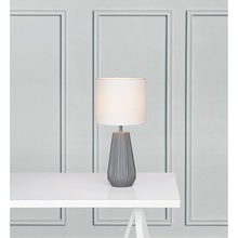 Lampa stołowa ceramiczna z abażurem Nicci 25 Szara/Biała Markslojd do sypialni, salonu i przedpokoju.