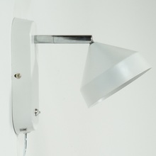 Stylowy Kinkiet skandynawski z włącznikiem Tratt LED Biały Markslojd do sypialni i salonu.