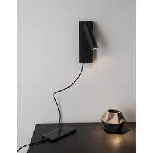 Stylowy Kinkiet minimalistyczny z włącznikiem i usb Space LED czarny do sypialni i salonu