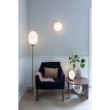 Lampa podłogowa szklana Twist Oval opal/mosiądz HaloDesign | Lampa podłogowa do salonu