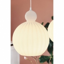 Lampa wisząca szklana dekoracyjna Ball Ball 32cm biała HaloDesign | Lampy wiszące do salonu, kuchni i sypialni