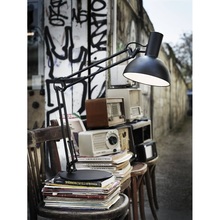 Skandynawska Lampa biurkowa z uchwytem Arki Czarna Dftp na biurko do gabinetu.